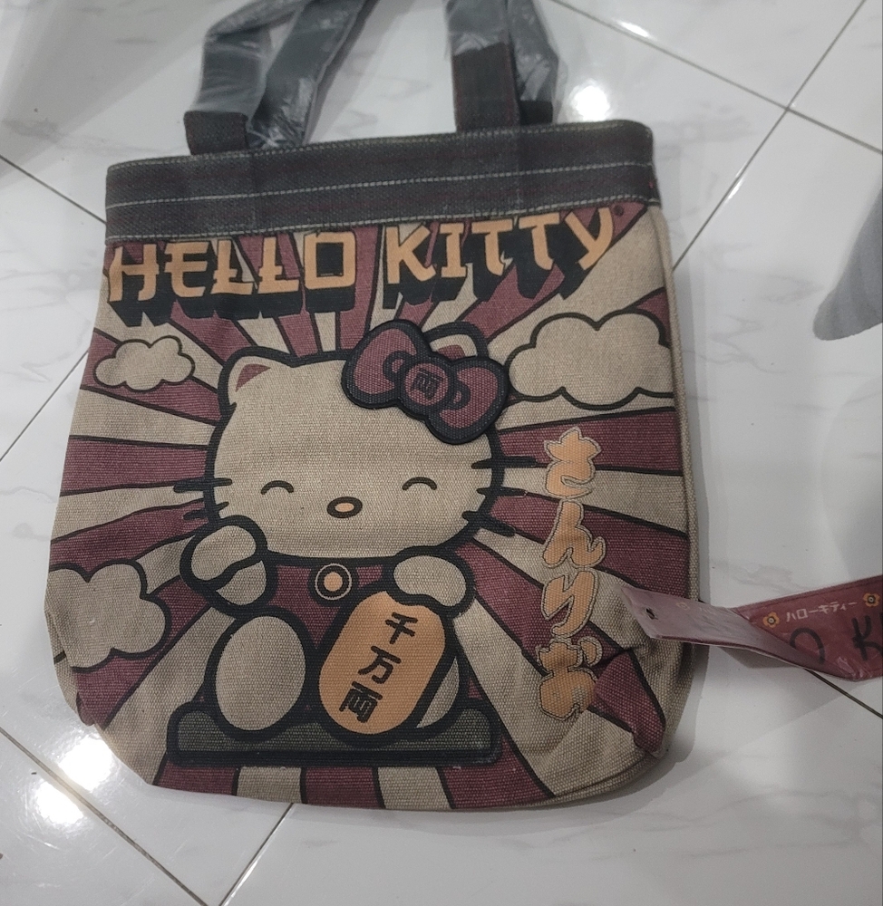 Vintage Hello kitty bag